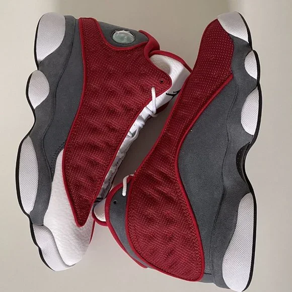 AIR JORDAN 13 Retro Red Flint Size 8 NEW SHIP ASAP
